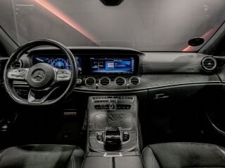 Mercedes-Benz E 300 de AMG 2.0 143kW