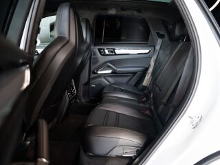 Porsche Cayenne Turbo 4.0 404kW
