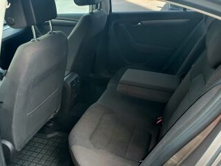 Volkswagen Passat 2.0 103kW