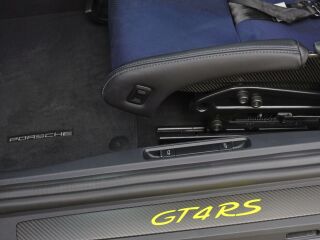 Porsche 718 Cayman GT4 RS 368kW