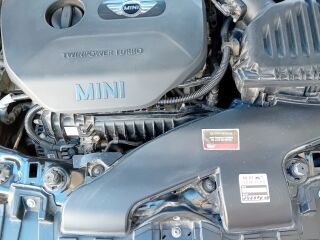 MINI Clubman 1.5 100кВ