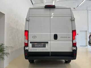 Toyota Proace Max Professional Plus 103kW