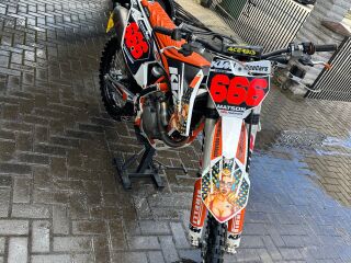 KTM 250 SX-F AKRAPOVIČ HAAN WHEELS
