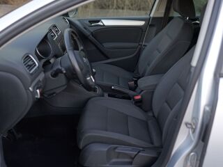 Volkswagen Golf BLUEMOTION 1.6 77kW