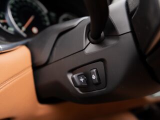 BMW 750 i xDrive M-Sportpakett 4.4 330кВ