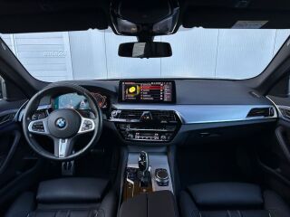 BMW 530 XDrive Touring M-Sport Facelift 3.0 MHEV 210kW