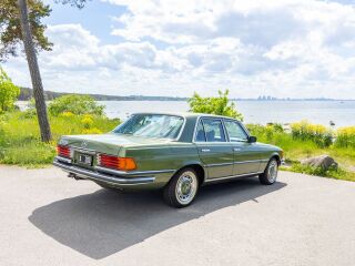 Mercedes-Benz 450 4.5 V8 185kW