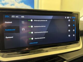 Peugeot 208 Allure Hybrid 100 e-DCS6 1.2 74kW