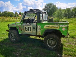 Land Rover Defender 2.5 83kW