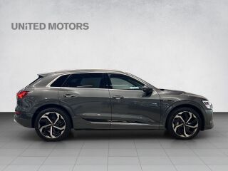 Audi e-tron 55 S-Line quattro 300кВ
