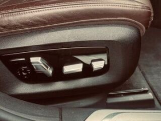 BMW 750 4.4 V8 330kW