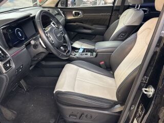 Kia Sorento TX Platinum 4WD 2.2 CRDi 142кВ