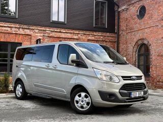 Ford Tourneo Custom Long family 2.0 125kW