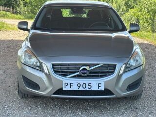 Volvo V60 1.2 R4 84kW