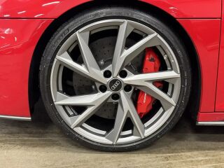 Audi R8 Coupe 5.2 456kW