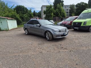 Mercedes-Benz C 180 1.8 115kW