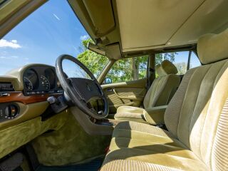 Mercedes-Benz 450 4.5 V8 185кВ