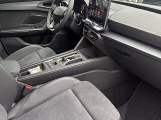 Cupra Leon Cupra 2.0 TSI 150кВ