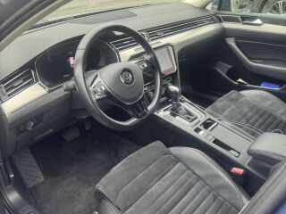 Volkswagen Passat R-line 1.8 132kW