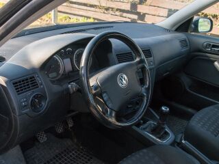 Volkswagen Bora 2.0 R4 85kW