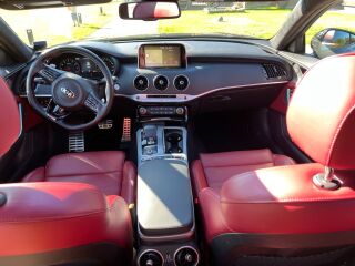 Kia Stinger GT2 3.3 V6 272кВ
