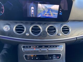 Mercedes-Benz E 220 2.0 147kW