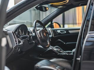 Porsche Cayenne Turbo 4.8 V8 368kW
