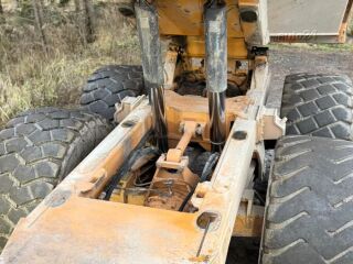 Case 330B 260kW