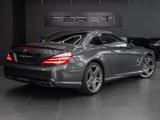 Mercedes-Benz SL 63 AMG Designo 5.5 V8 BiTurbo 395kW