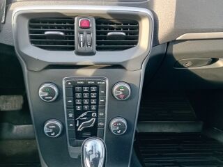 Volvo V40 1.6 84kW