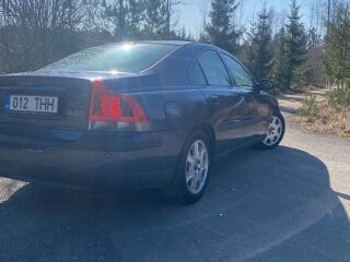 Volvo S60 2.4 125kW