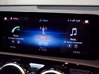 Mercedes-Benz A 200 AMG-Line 1.3 120kW