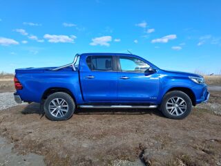 Toyota Hilux 2.4 110кВ