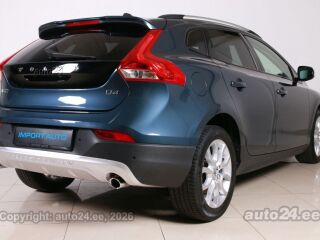Volvo V40 Cross Country SUMMUM INTELLI SAFE MY17 2.0 D4 140кВ