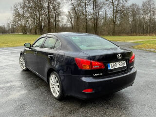 Lexus IS 220 is220d 2.2 R4 130кВ