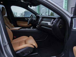 Volvo XC60 Inscription 2.0 T8 TwinEngine Plug In Hybrid 288kW