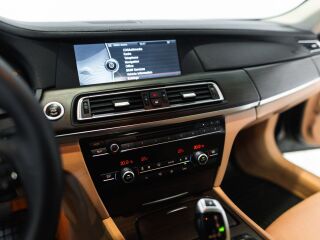 BMW 740 Comfort Line X-drive 3.0 225kW