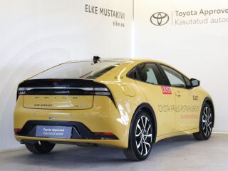 Toyota Prius Luxury 112kW