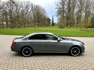 Mercedes-Benz E 220 2.0 143kW