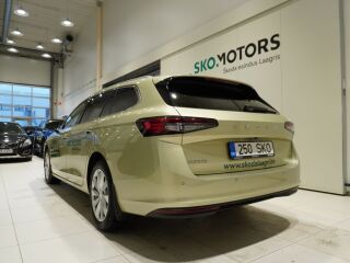 Skoda Superb SELECTION COMBI PHEV 1.5 TSI 110кВ