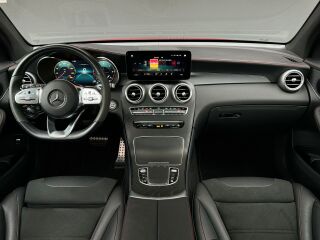 Mercedes-Benz GLC 300 AMG 2.0 180кВ