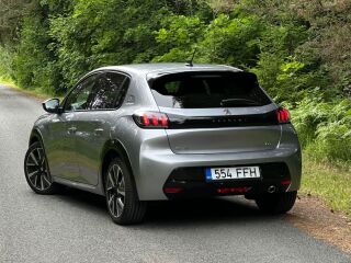 Peugeot 208 1.2 74kW