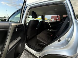 Toyota RAV4 AWD 4x4 Comfort EU5 2.2 R4 D-4D TDI 110кВ