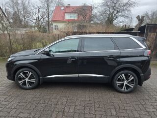 Peugeot 5008 GT 1.2 96kW