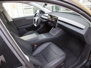 Tesla Model Y Long Range AWD Dual Motor 378kW