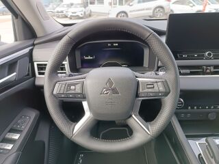 Mitsubishi Outlander Instyle 4WD 2.4 PHEV 225kW