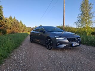 Opel Insignia 2.0 128kW