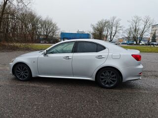 Lexus IS 250 2.5 153kW
