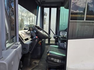 Mercedes-Benz ECONIC 26.33 6X2 240kW