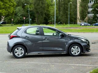 Toyota Yaris Active Plus 1.5 68кВ